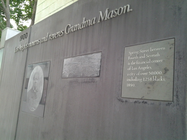 1900: L.A. mourns and reveres Grandma Mason.